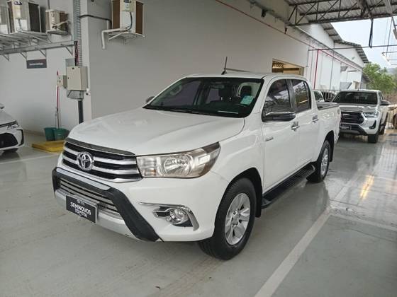 TOYOTA HILUX 2.8 SRV 4X4 CD 16V DIESEL 4P AUTOMÁTICO